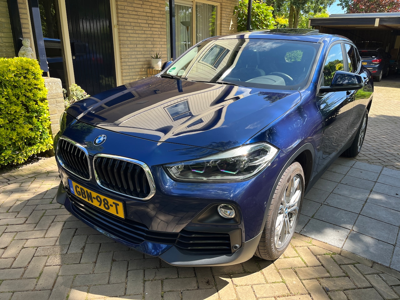 BMW X2 - 1.8i sDrive High Executive Vol opties | LED | LEDER | Panorama - AutoWereld.nl