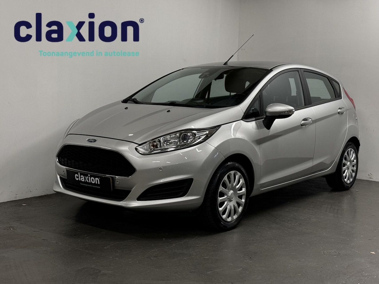 Ford Fiesta - 1.0 Style Ultimate Navi / PDC V+A - AutoWereld.nl