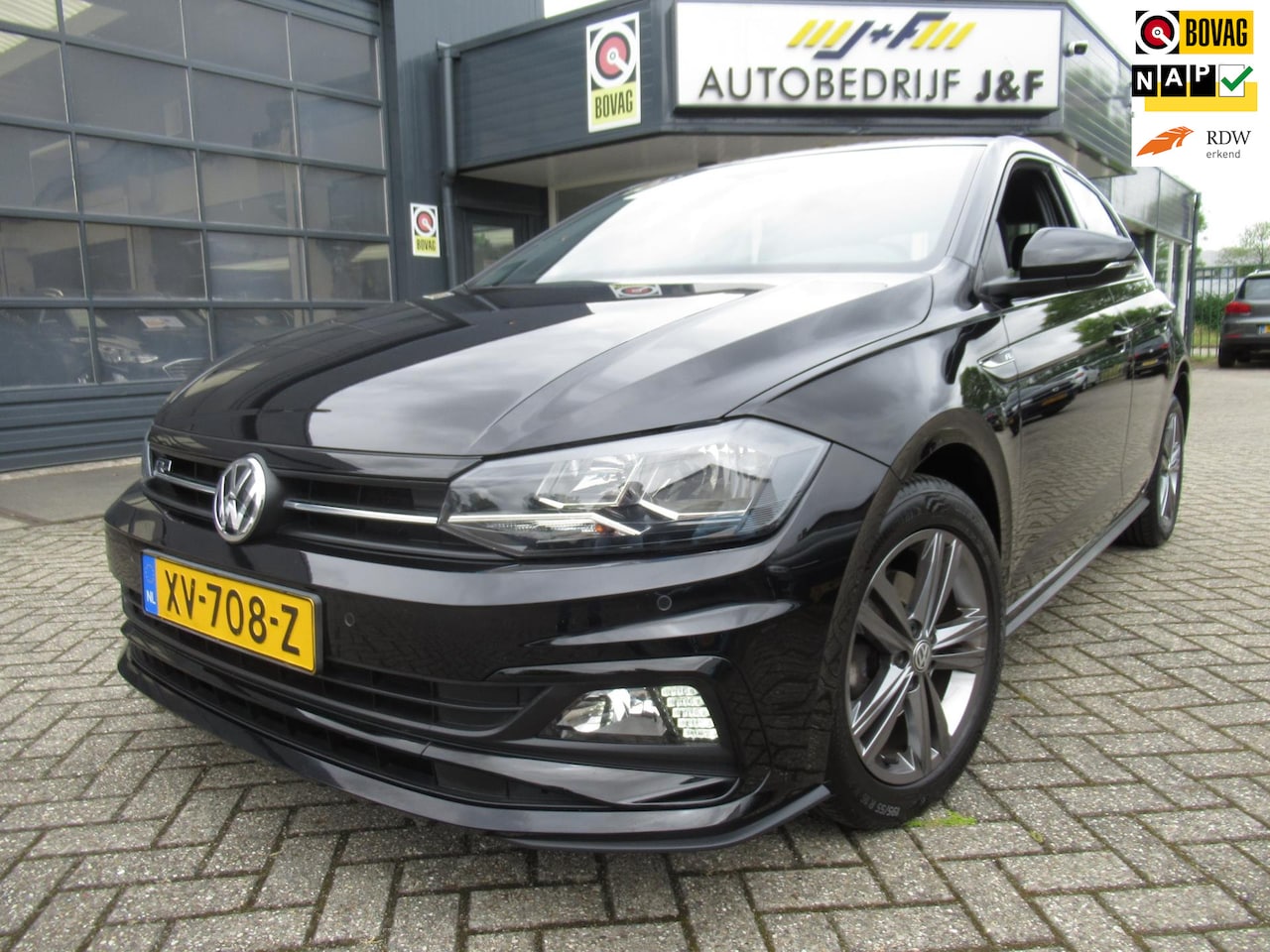 Volkswagen Polo - 1.0 TSI Highline / R-line 2x / Virtual Cockpit / NAV / PDC 2x / Carplay - AutoWereld.nl