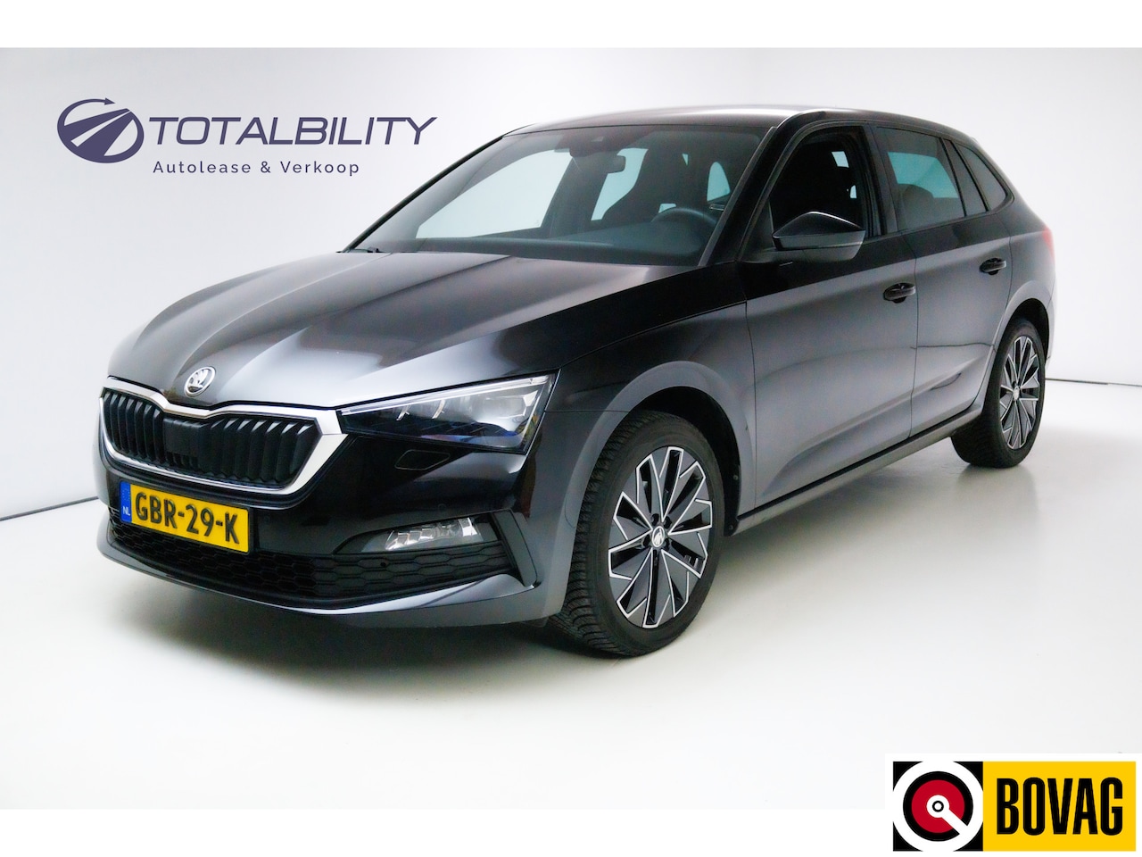 Skoda Scala - 1.0 TSI Business Sport 111 PK Stoelverwarming, Camera LED, DAB, Cruise, App. connect, Extr - AutoWereld.nl