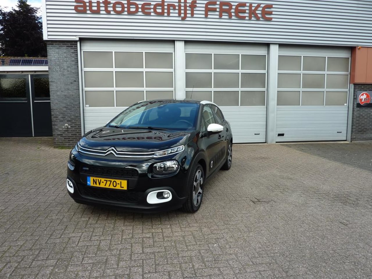 Citroën C3 - 1.2 PureTech Shine 1.2 PureTech 82pk Shine - AutoWereld.nl