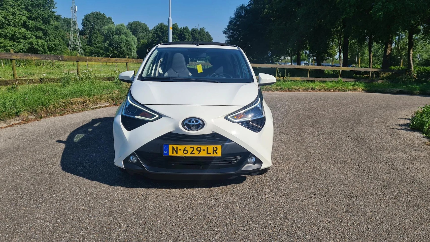 Toyota Aygo - 1.0 VVT-i x-cite 1.0 VVT-i x-cite - AutoWereld.nl