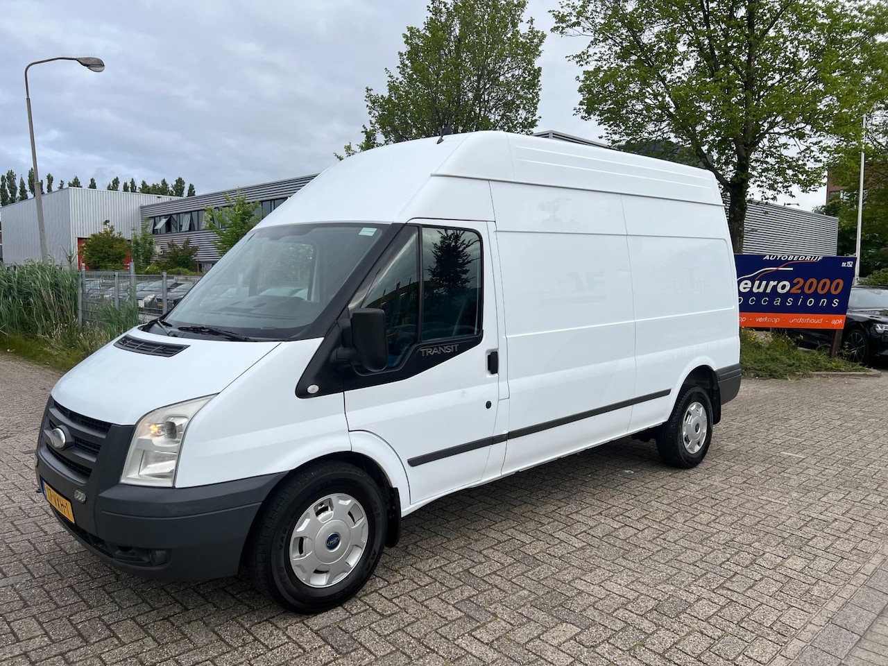 Ford Transit - 350L 2.2 TDCI HD - HOOG - 3 ZITTER - NIEUWE APK ! - AutoWereld.nl