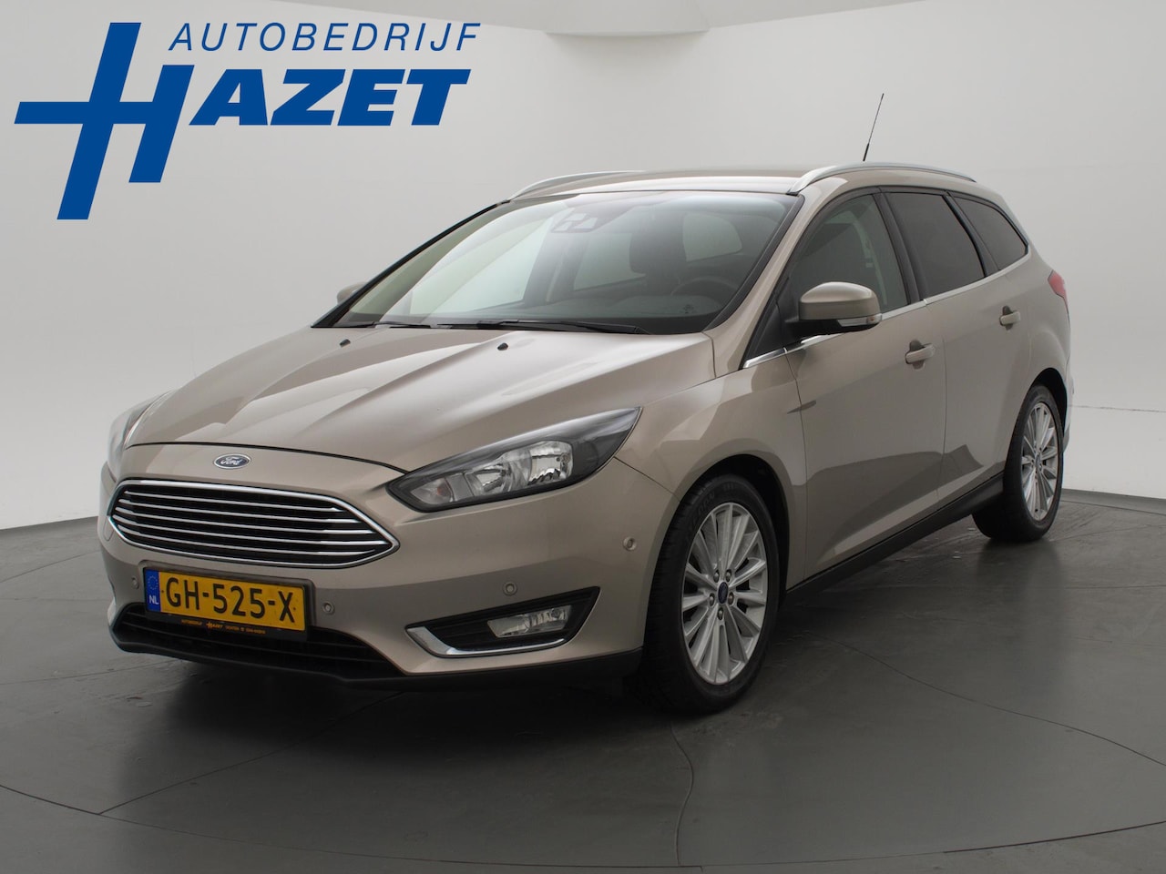 Ford Focus Wagon - 1.0 125 PK TITANIUM MOTOR TIKT + SYNC NAVIGATIE / TREKHAAK / KEYLESS - AutoWereld.nl