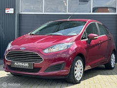 Ford Fiesta - 1.0 • Navigatie • Garantie •