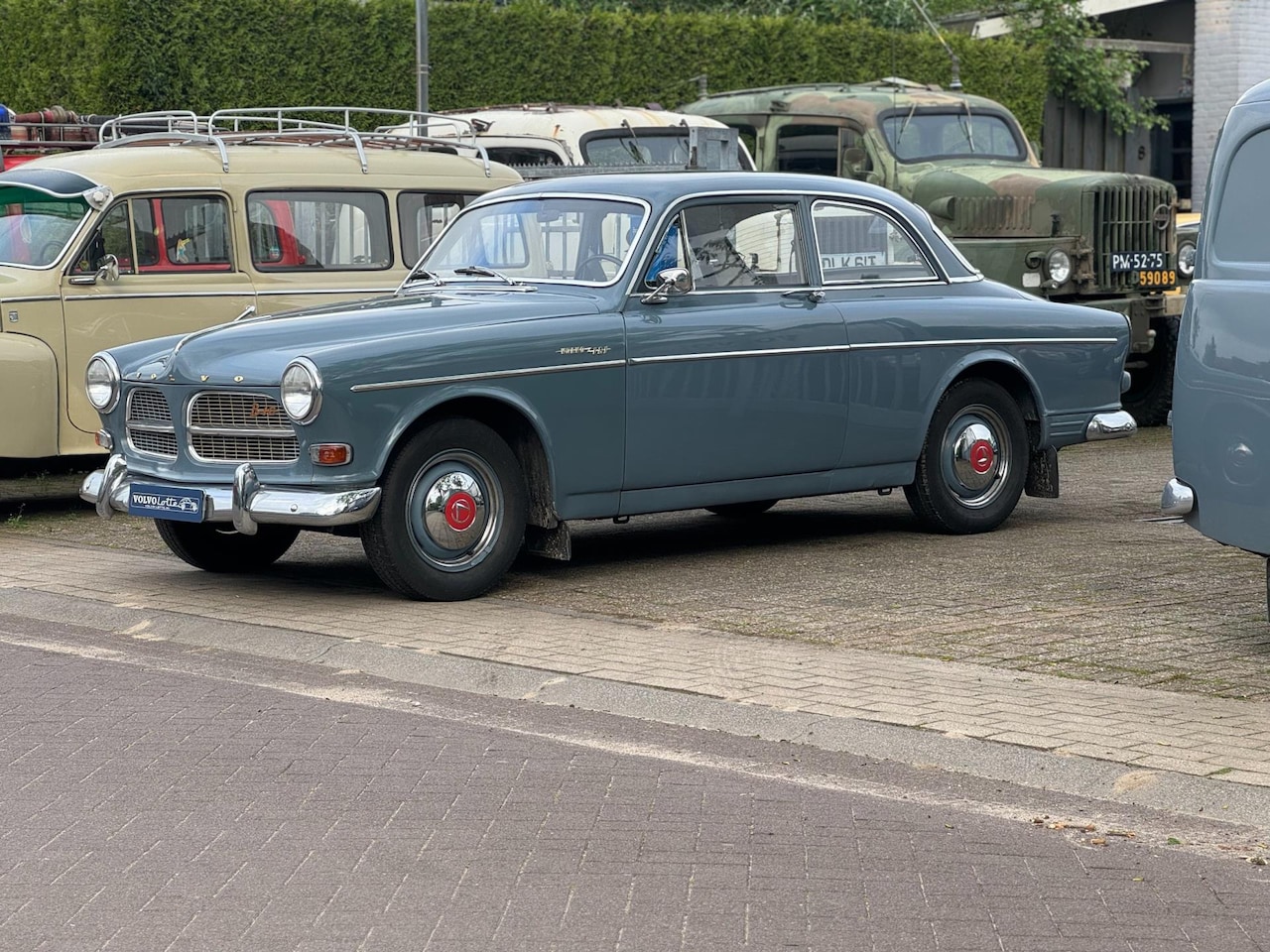 Volvo Amazon - 121 Prachtige kleur, overdrive, standkachel, motorverwarming, zeer originele staat. - AutoWereld.nl