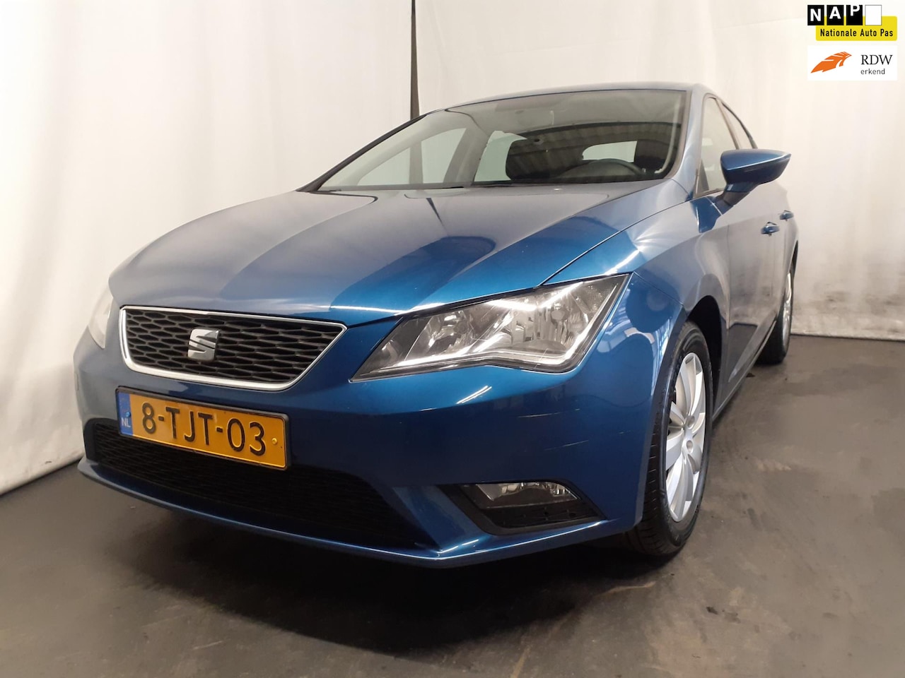 Seat Leon - 1.2 TSI Enjoy Airco Navi - AutoWereld.nl