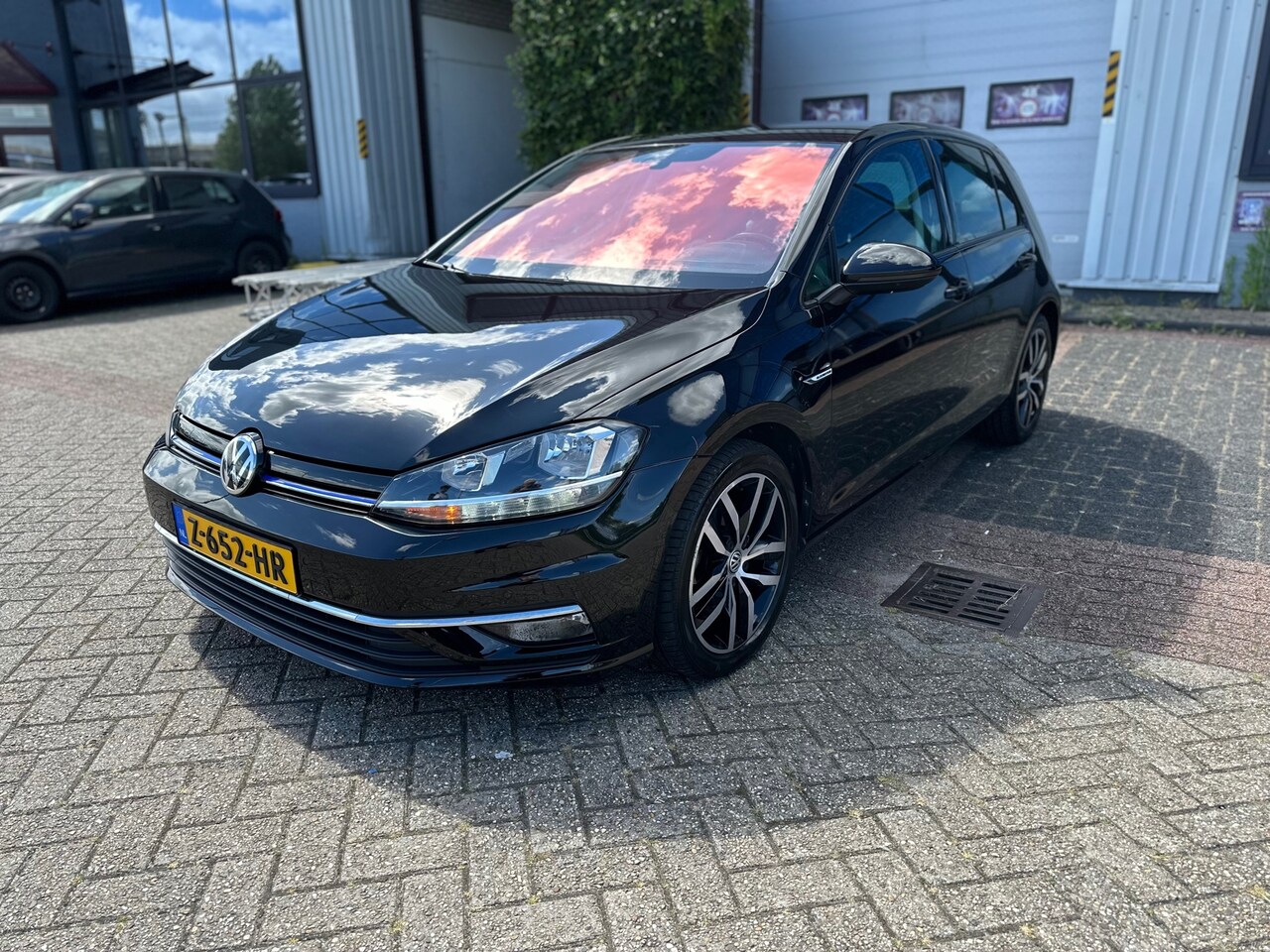 Volkswagen Golf - 1.5 TSI Highline 1.5 TSI Highline - AutoWereld.nl