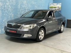 Skoda Octavia - 1.2 TSI Active CRUISE NAVI CLIMA TREKHAAK