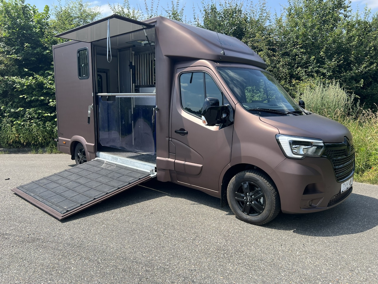 Renault Master - T35 2.3 dCi 165 L3H2 DL Energy Comfort T35 2.3 dCi 165 L3H2 DL Energy Comfort - AutoWereld.nl