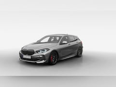 BMW 1-serie - 5-deurs 118i | M Sportpakket Pro | Travel Pack