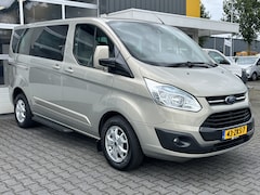 Ford Transit Custom - 8-persoons 300 2.2 TDCI 155 PK L1H2 Titanium BTW vrij Leder Camera PDC Stoelverwarming Nav