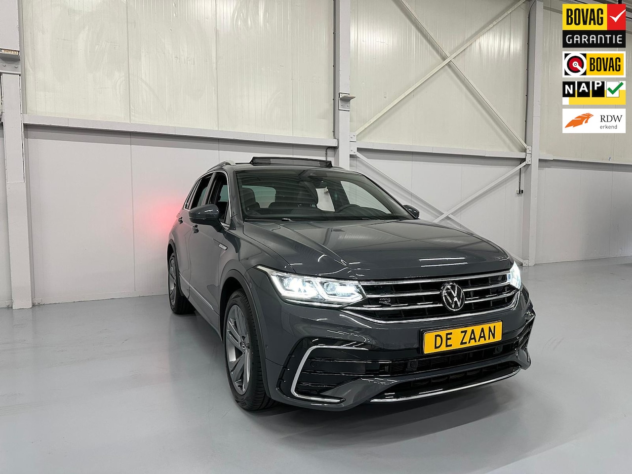 Volkswagen Tiguan - 1.5 TSI R-Line Vol opties - AutoWereld.nl