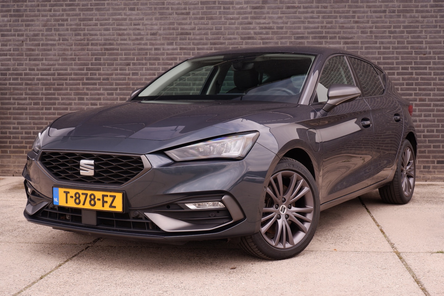 Seat Leon - 1.4 TSI eHybrid PHEV FR | LED | Carplay | Park Assist | Camera | PDC | Virtual Cockpit - AutoWereld.nl