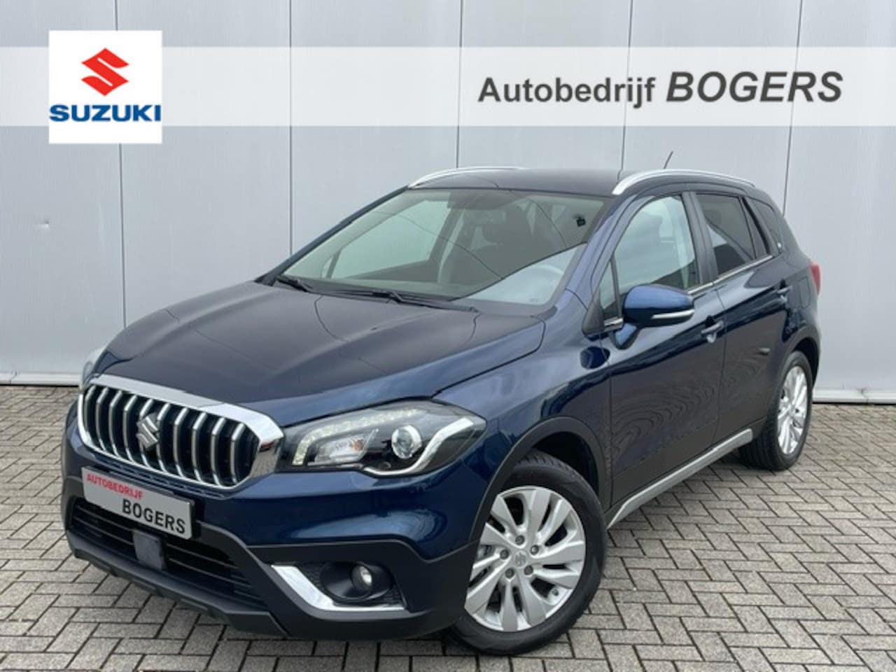 Suzuki S-Cross - 1.0 Boosterjet Exclusive Navigatie, Climate Control, Cruise Control, 17"Lm, Stoelverwarmin - AutoWereld.nl