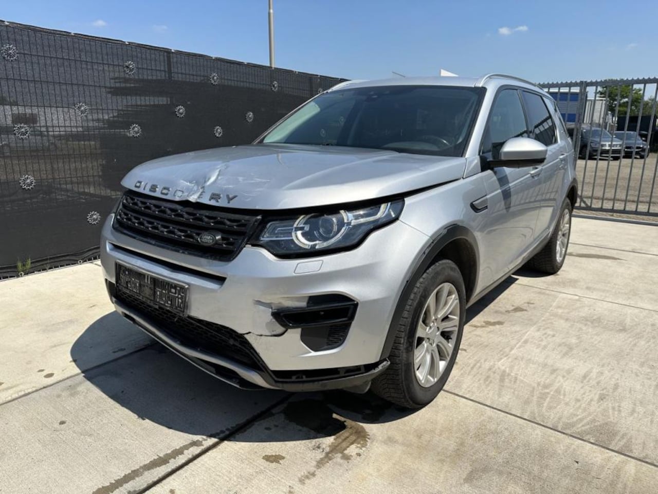 Land Rover Discovery Sport - LANDROVER 2.0 TD4 | MINIMALE SCHADE - AutoWereld.nl