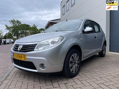 Dacia Sandero - 1.2 Lauréate/Airco/Elek-pakket/Goed-onderhouden/1eigenaar