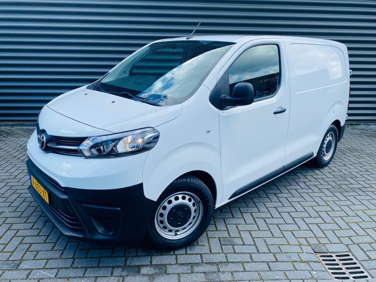 Toyota ProAce Compact - 1.6 D-4D Cool Comfort 1.6 D-4D Cool Comfort - AutoWereld.nl