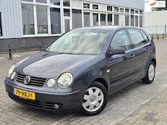 Volkswagen Polo - 1.4-16V FSI/ClimateControl/Stoelverwarming/APK