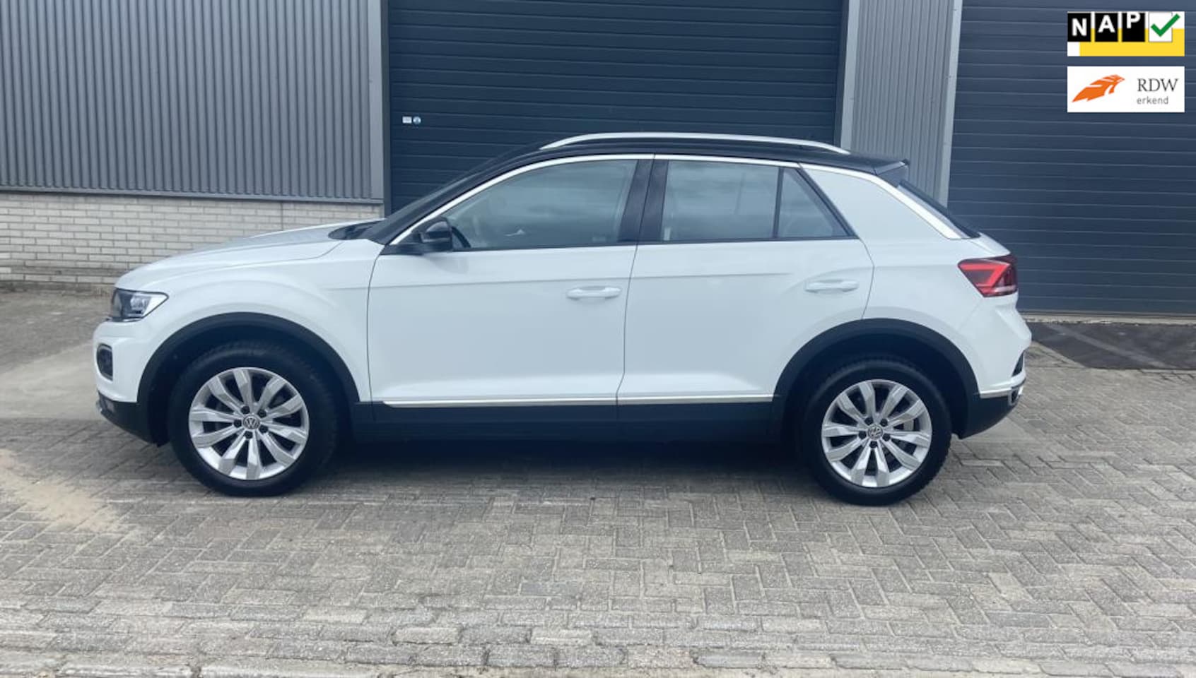 Volkswagen T-Roc - 1.5 TSI Sport 1.5 TSI Sport - AutoWereld.nl