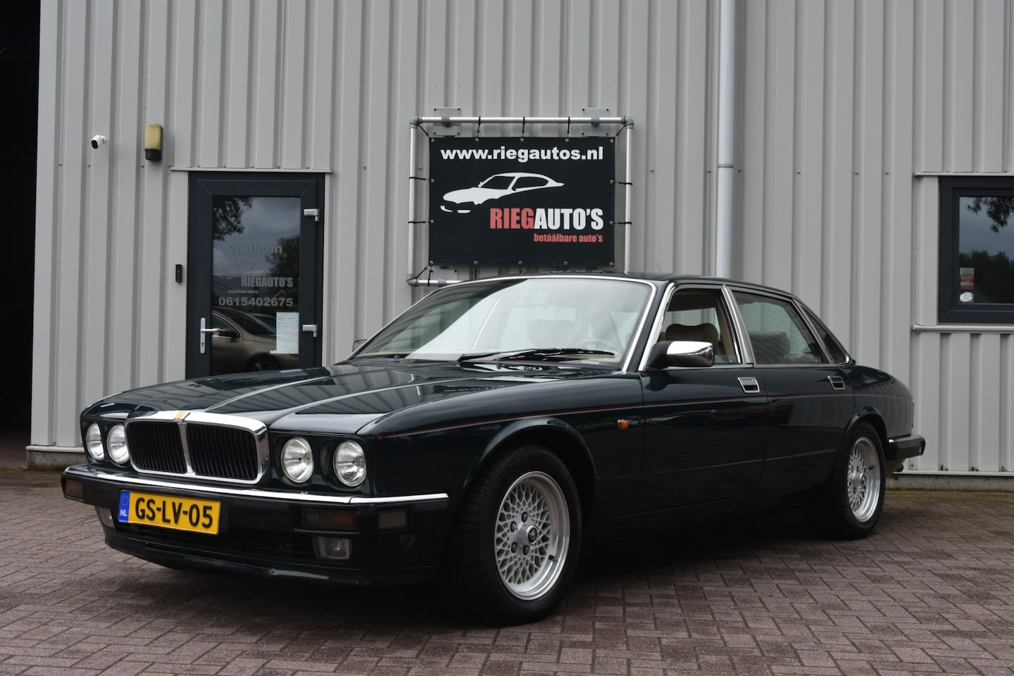 Jaguar XJ - 6.0 V12 Origineel Nederlands!! - AutoWereld.nl