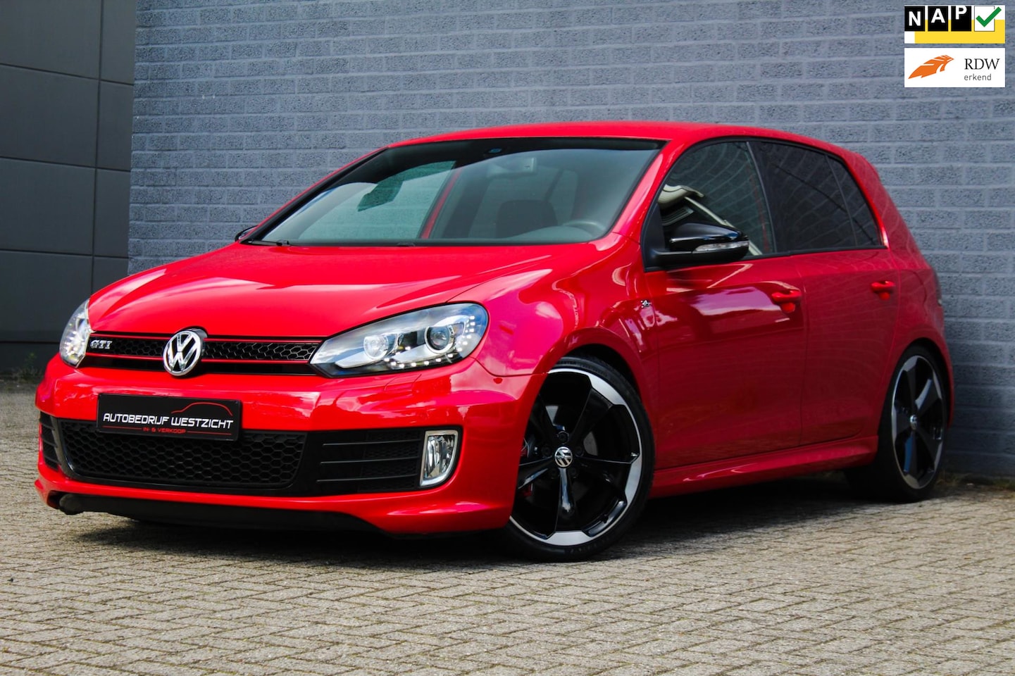 Volkswagen Golf - 2.0 GTI Edition 35 2.0 GTI Edition 35 235pk, DSG, Verlaagd! - AutoWereld.nl