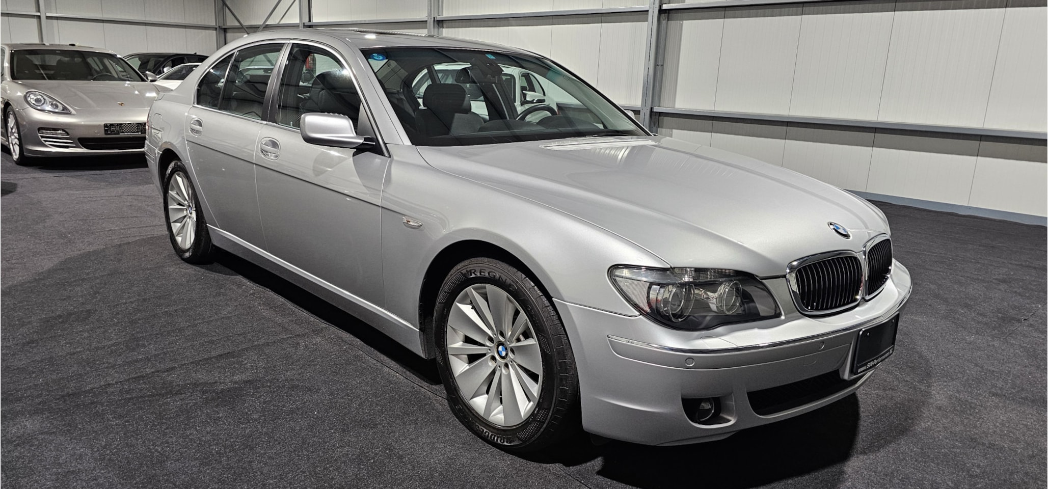 BMW 7-serie - 750i € 12.000,- excl. btw, youngtimer B2B alleen aan auto bedrijven - AutoWereld.nl