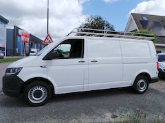 Volkswagen Transporter - 2.0 TDI L2H1 (5de versnelling werkt niet) airco, 2 schuifdeuren, trekhaak diversen schades