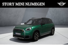 MINI Countryman - Cooper SE ALL4 Automaat / Favoured Trim / Pakket XL / 19" Kaleido Spoke 2-tone