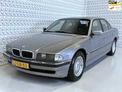 BMW 7-serie - 750i V12 Youngtimer PDC Stoelverwarming Clmate+Cruise control