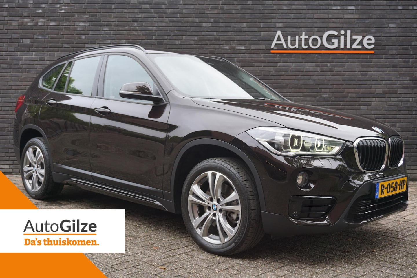 BMW X1 - sDrive20i High Executive l Sfeer l HUD l Groot Navigatie l Cruise Adaptief l Camera l Stoe - AutoWereld.nl