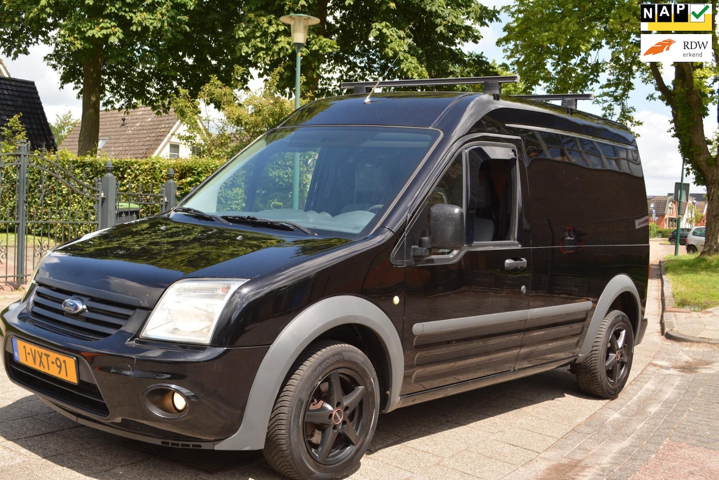 Ford Transit Connect - T230L 1.8 TDCi Trend T230L 1.8 TDCi Trend - AutoWereld.nl