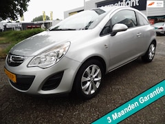 Opel Corsa - 1.2-16V Cosmo AIRCO, CR. CONTROL,