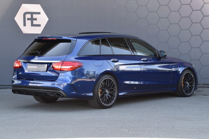 mercedes-benz-c-klasse-estate-63-amg-s-keramisch-performance-stoelen-burmester-panoramadak-head-up-etc.jpg