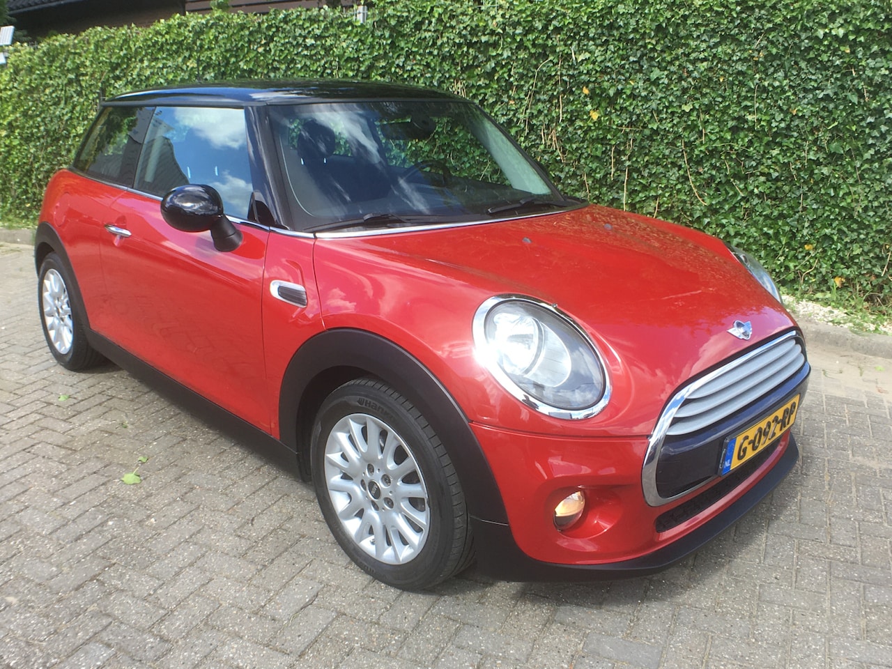 MINI Cooper - Mini 1.5 Serious Business Climate control, keyles entry/go ,start stop ,136 pk - AutoWereld.nl