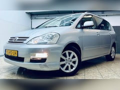 Toyota Avensis Verso - 2.0i Linea Sol 7p