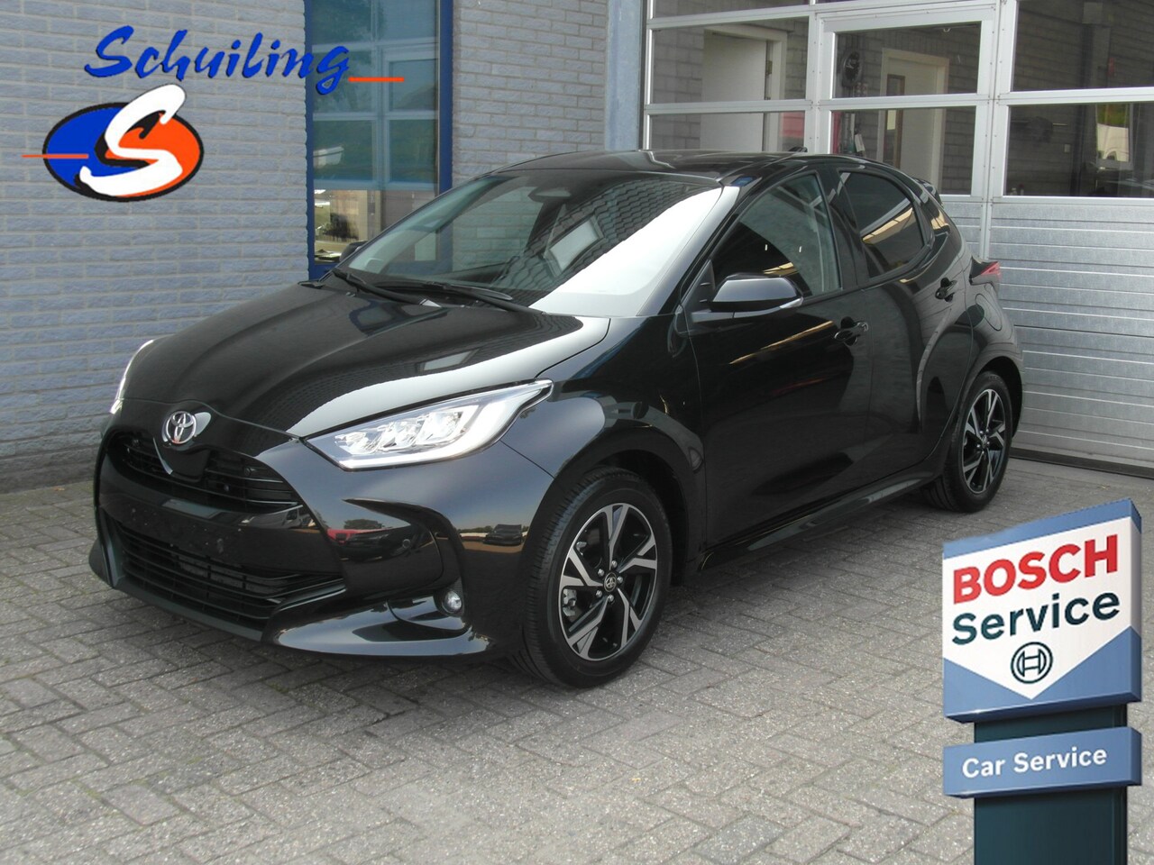 Toyota Yaris - 1.5 Hybrid Edition Plus Inclusief Afleveringskosten - AutoWereld.nl