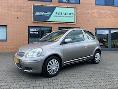 Toyota Yaris - 1.3 VVT-i Sol Automaat