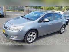 Opel Astra - 1.6 Cosmo