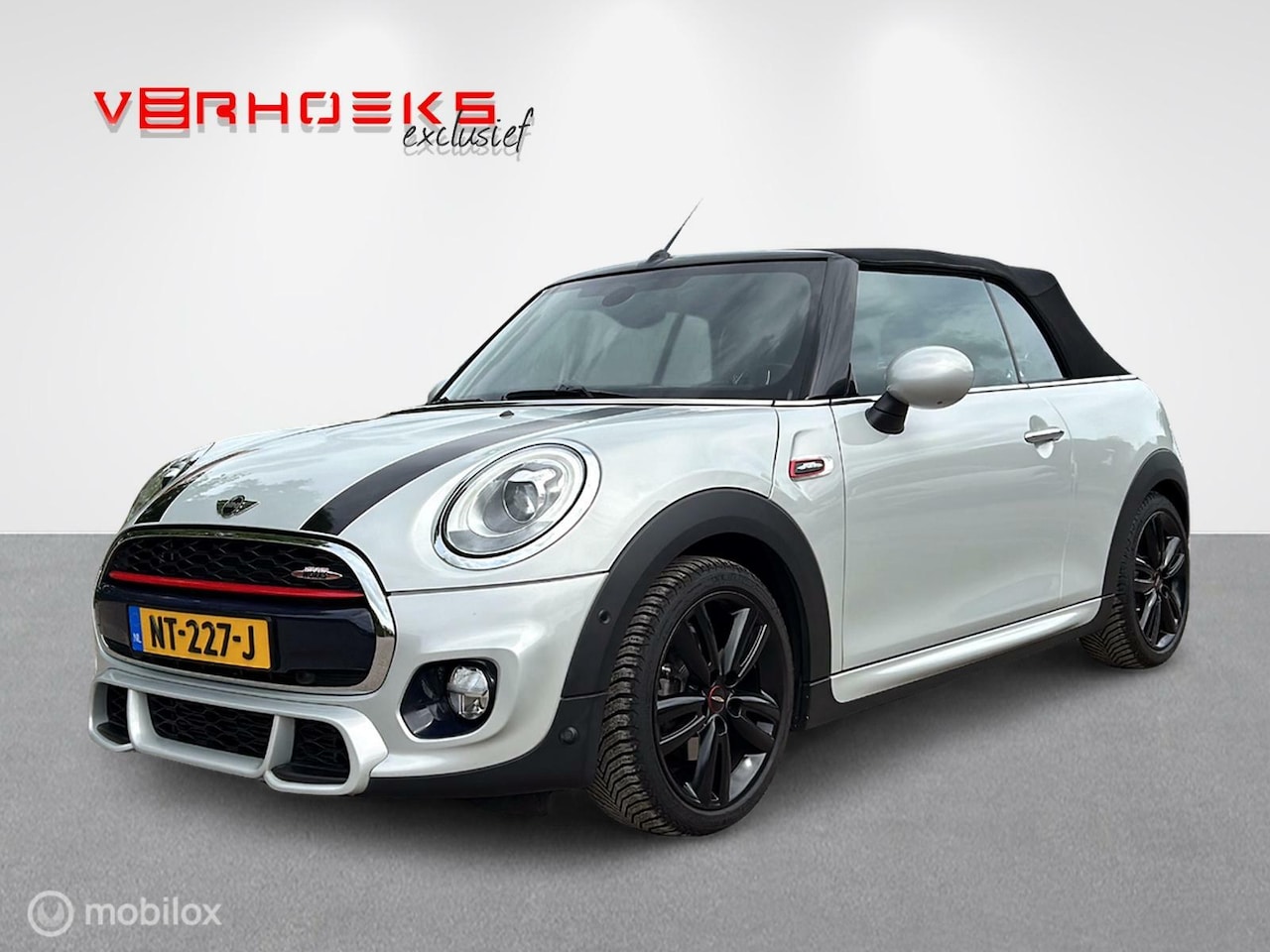 MINI Cabrio - 1.5 Cooper Chili Serious Business JCW - AutoWereld.nl