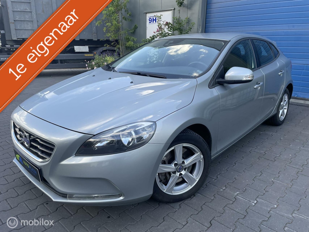 Volvo V40 - 2.0 / D4 / 1ste Eigenaar / 2015 / - AutoWereld.nl