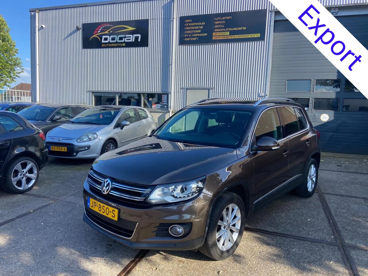 Volkswagen Tiguan - 2.0 TDI 2012 PANO CLIMA LEDER XENON KEYLESS - AutoWereld.nl