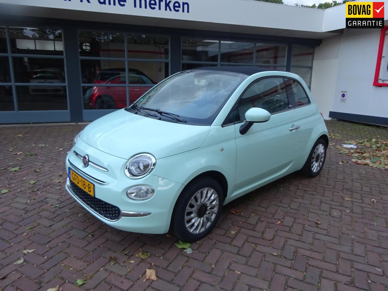 Fiat 500 C - 1.2 Lounge Airco /15'Lmv / Parkeersensoren achter - AutoWereld.nl