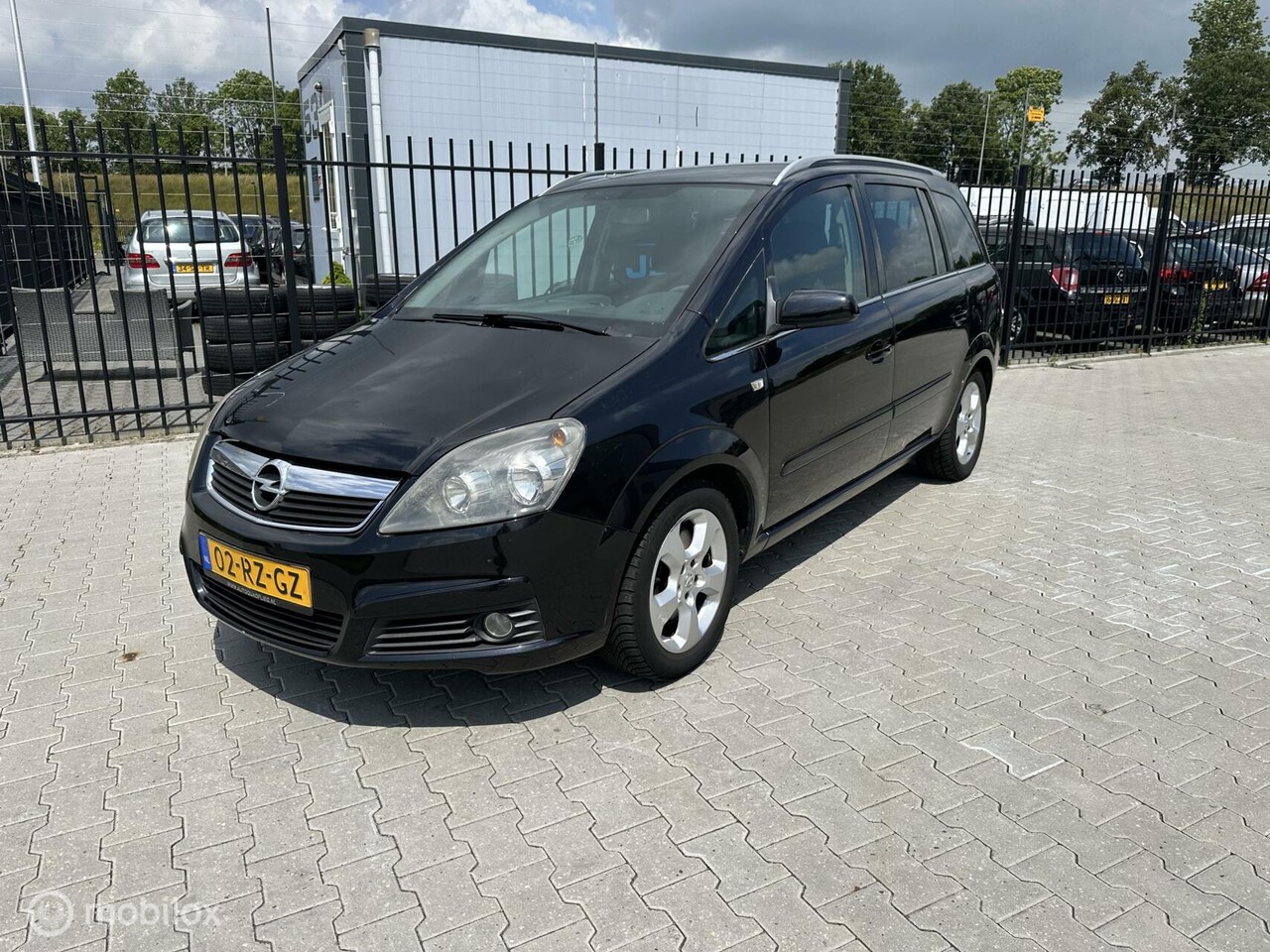 Opel Zafira - 2.2 Executive 7 persoons - AutoWereld.nl