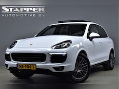 Porsche Cayenne - 3.0 S E-Hybrid Sport Chrono Org.NL Dealer OH Pano/Bose/Luchtvering/Carplay/Xenon/Navi/Led/