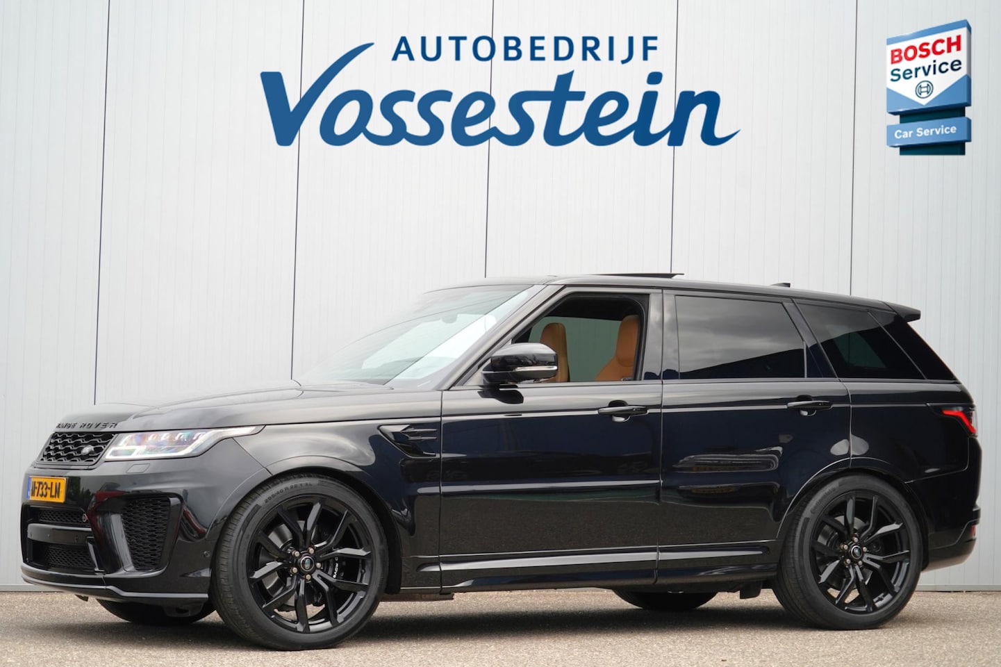 Land Rover Range Rover Sport - P575 SVR / Panodak / Nwpr € 243.000 / Trekhaak / Head-Up / Meridian Sound / Dealeronderhou - AutoWereld.nl