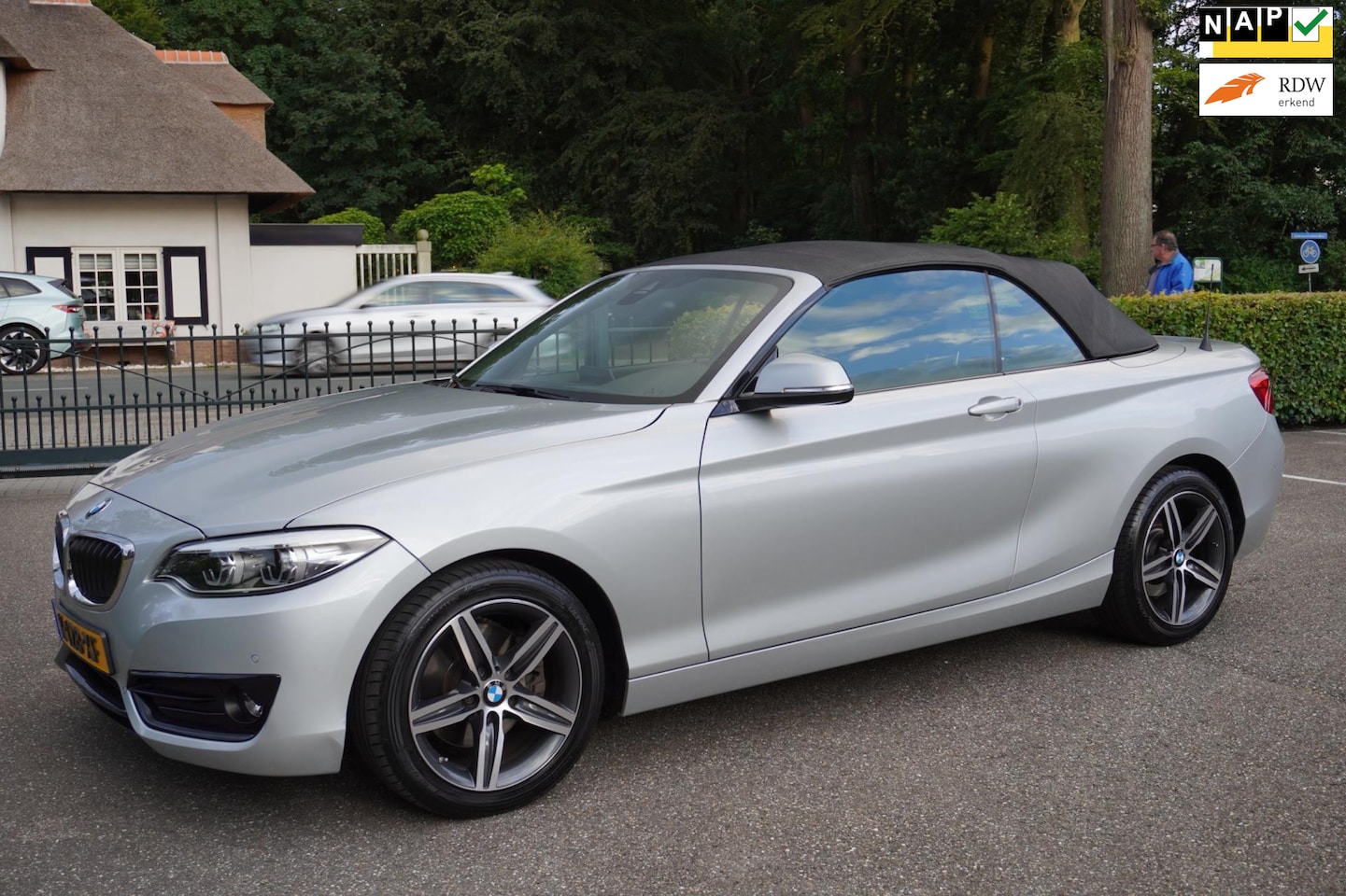 BMW 2-serie Cabrio - 220i High Executive 220i High Executive - AutoWereld.nl