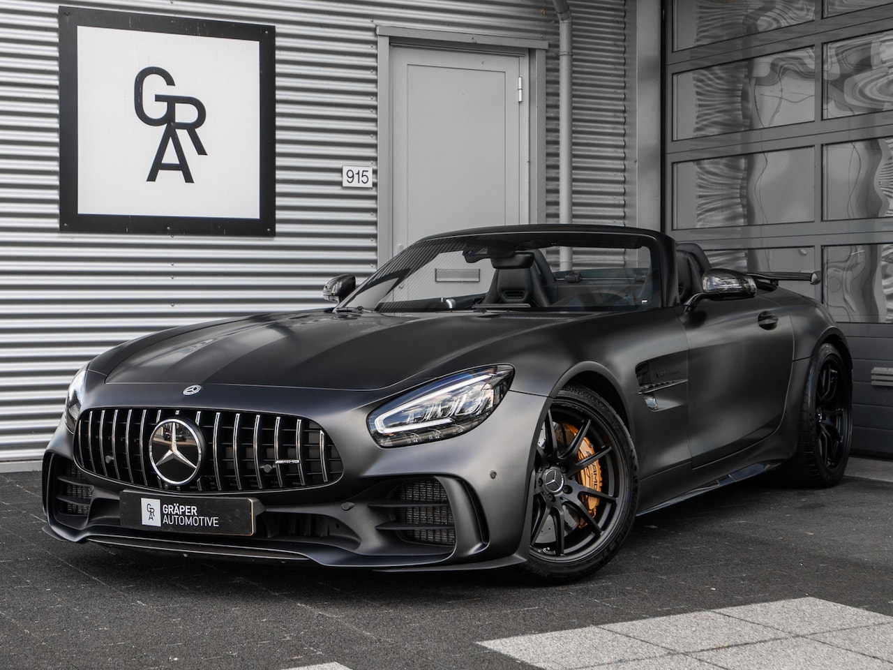 Mercedes-Benz AMG GT Roadster - R 4.0 | 1 of 750 | Keramisch | Carbon | Burmester - AutoWereld.nl