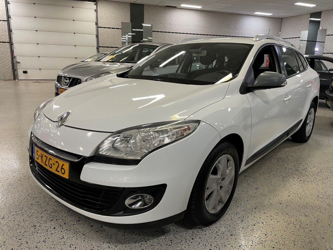 Renault Mégane - 1.5 DCI Navigatie PDC Airco ECC Cruise Control - AutoWereld.nl