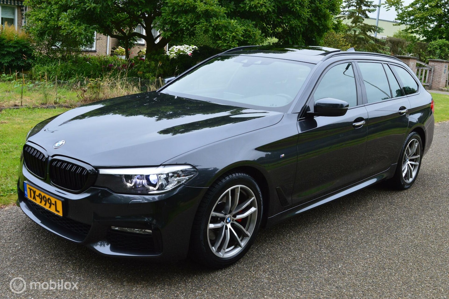 BMW 5-serie Touring - G31 520D M-Sport / Panoramadak / 2018 - AutoWereld.nl